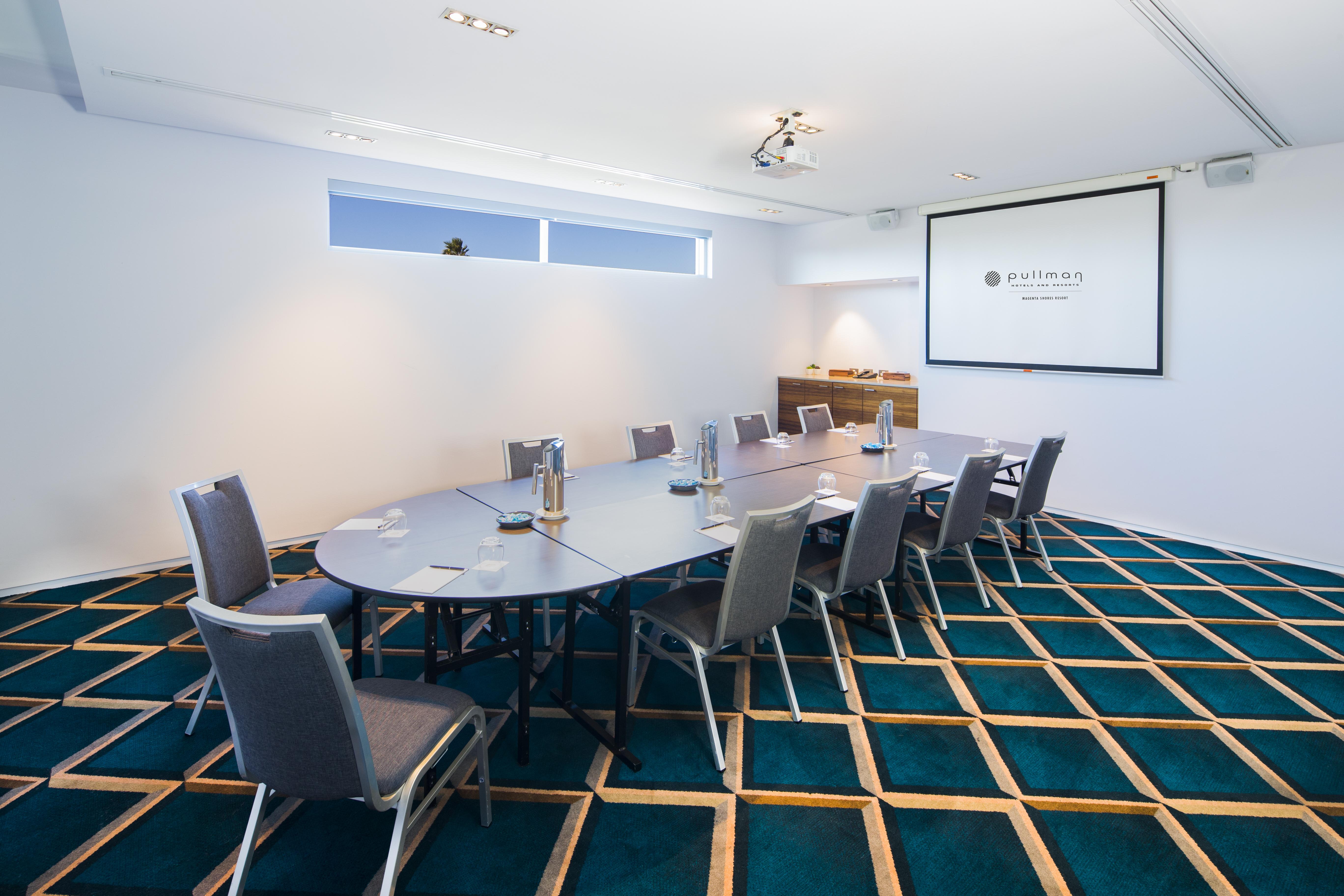 Pullman Magenta Shores Resort Entrance Exteriér fotografie Meeting room at the hotel